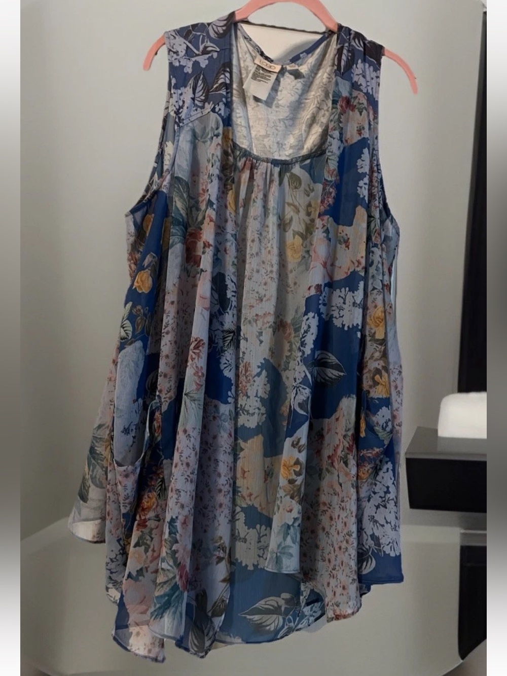 LOGO Chiffon Vest Women 1X Blue Lori Goldstein Floral Printed Knit Yoke Pockets